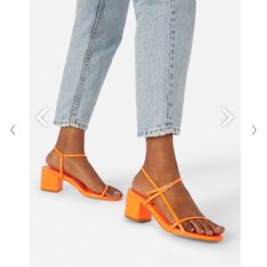 JUST FAB ELEXI STRAPPG HEELED SANDAL